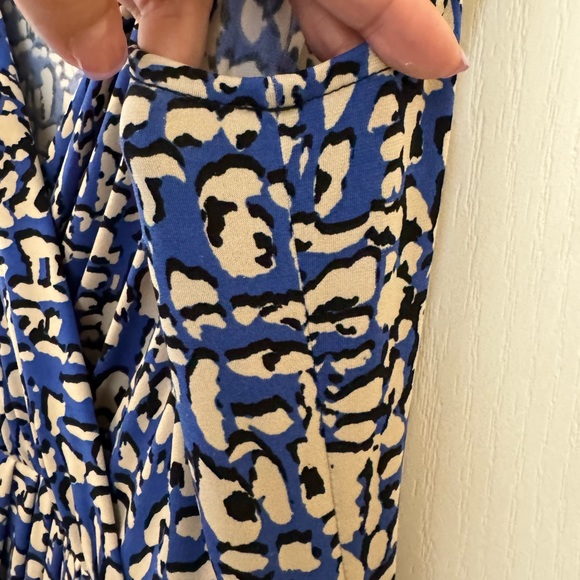 CHARTER CLUB SLEEVELESS FAUX WRAP DRESS. FLOWY AND LIGHTWEIGHT. LIKE NEW! EUC - Picture 9 of 15